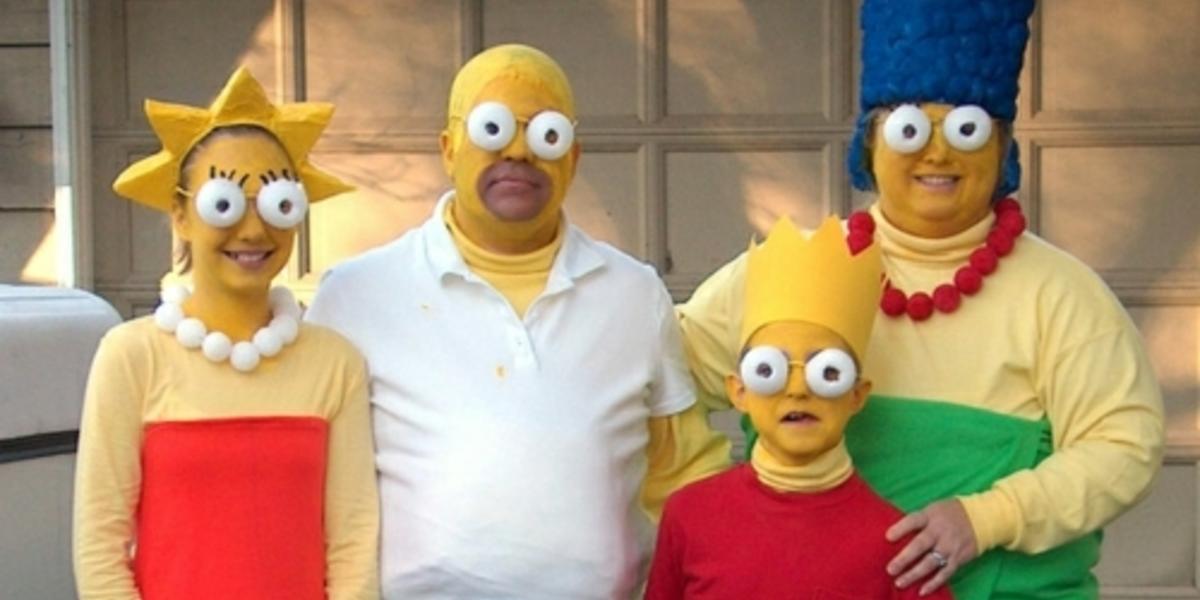 27 Parents Who Came Up With AWESOME Family Halloween Costumes - Offbeat